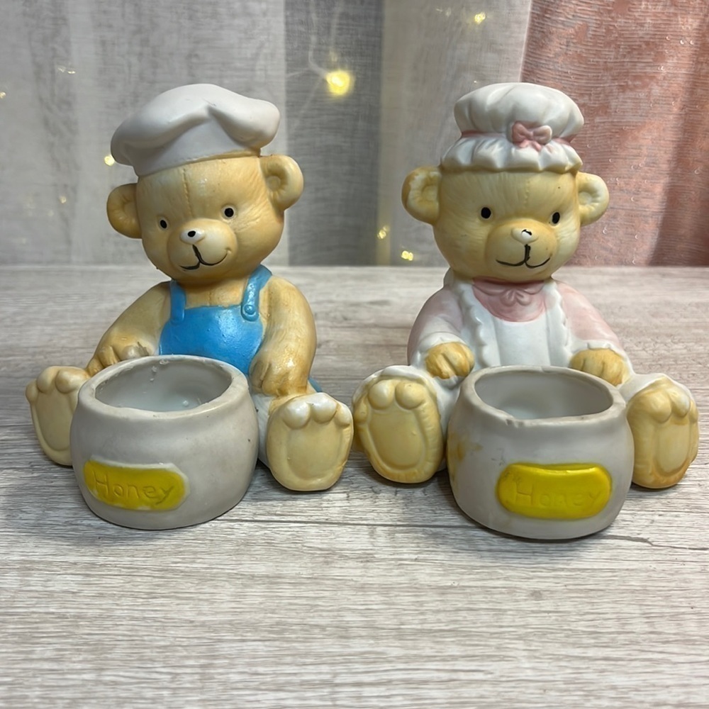 Teddy bear Couple with Honey Pot